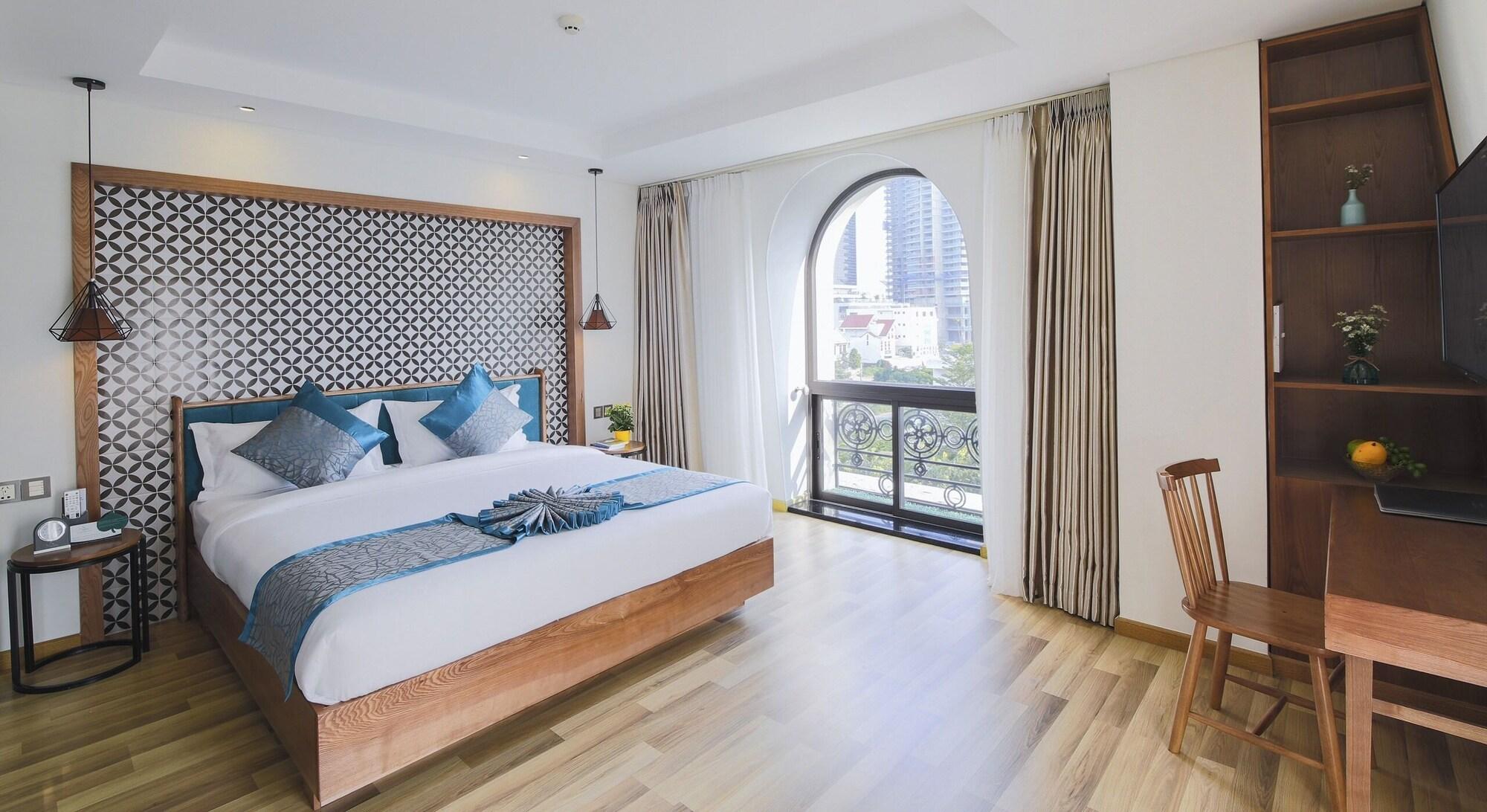 Capital O 781 Brilliant Majestic Hotel Da Nang Esterno foto