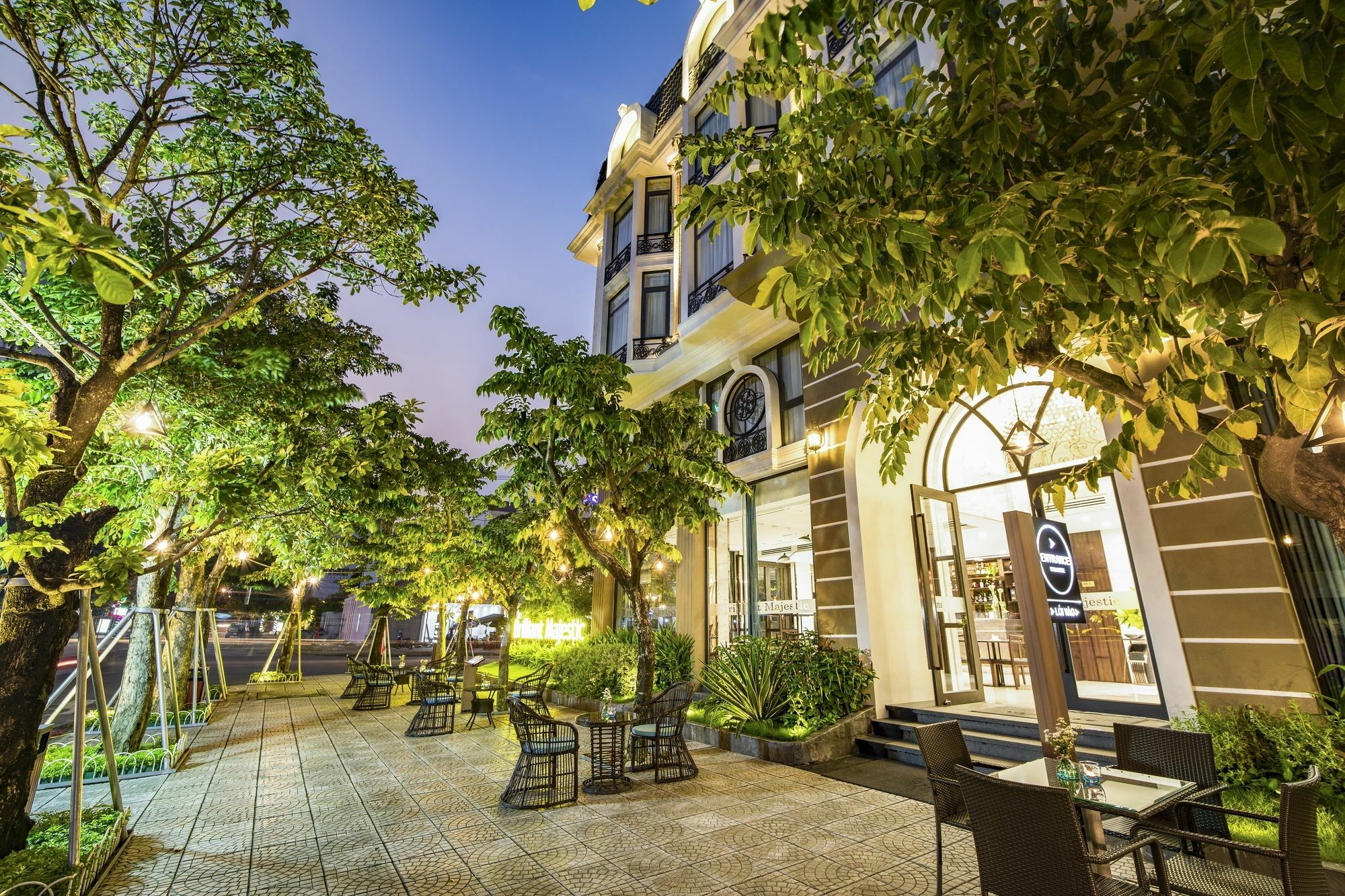 Capital O 781 Brilliant Majestic Hotel Da Nang Esterno foto