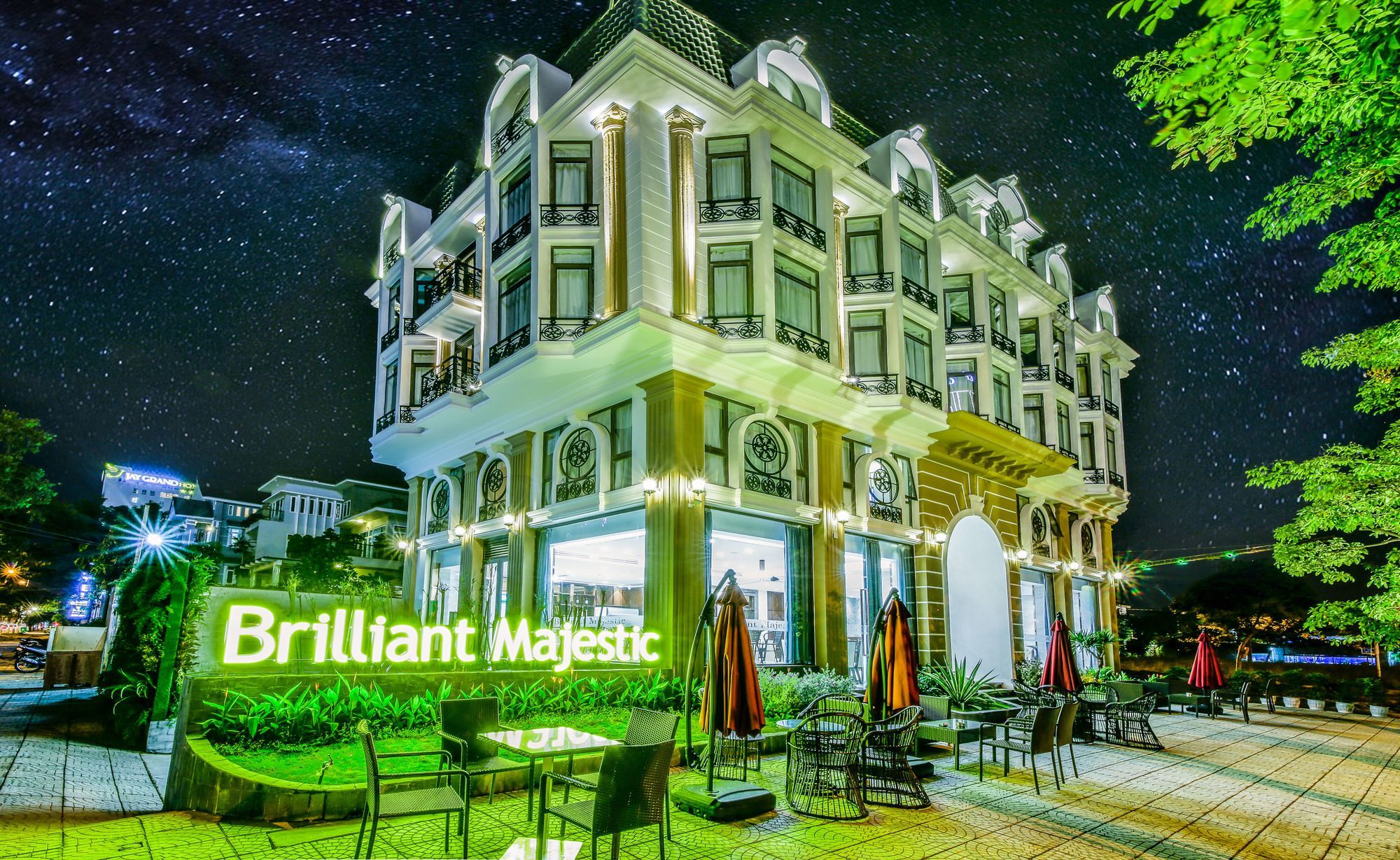 Capital O 781 Brilliant Majestic Hotel Da Nang Esterno foto