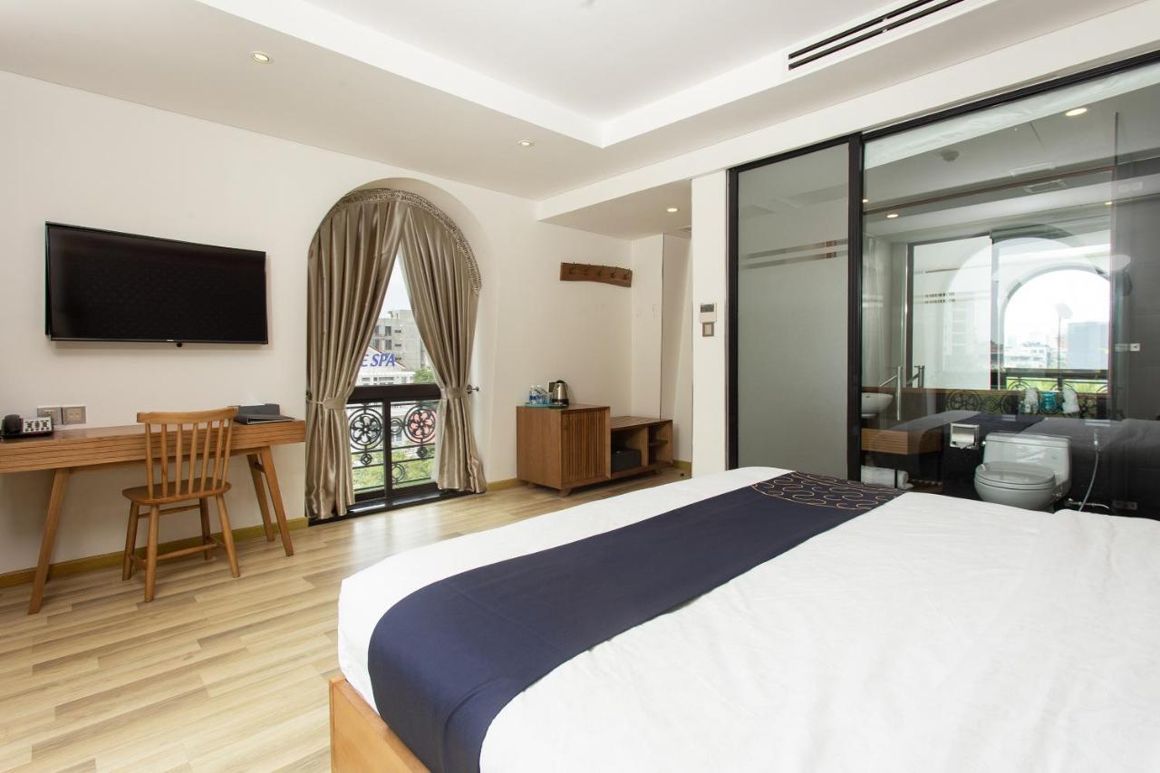 Capital O 781 Brilliant Majestic Hotel Da Nang Esterno foto